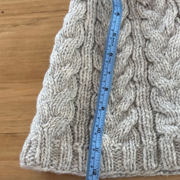 Mexicali Blues Cozy Knit Pom-Pom winter hat - Picture 8 of 9